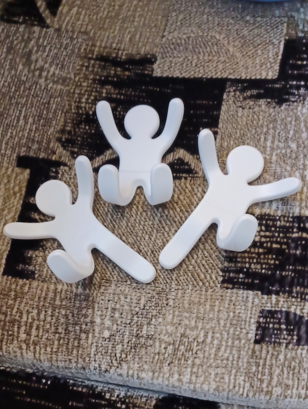 4/$40 Man-Shaped Wall Hooks - Set of 3 In White